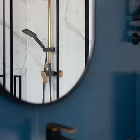 Luksusowy W Poblizu Basen,galeria,silownia,lotnisko 8min Apartament *